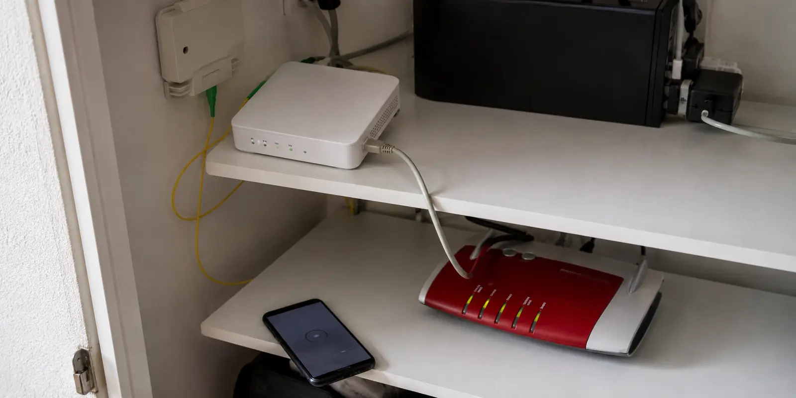 WireGuard mit FRITZ!Box hinter Sunrise Connect Box 3 Fiber: Warum selbst DMZ nicht reicht, wenn der Endpoint falsch ist