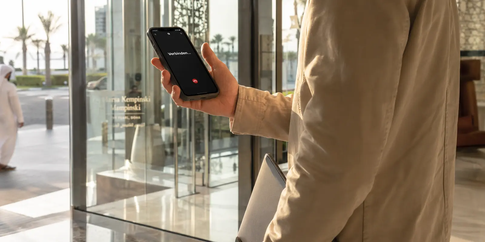 Telefonieren in Katar 2026: WhatsApp, VPN und die einfachere Alternative